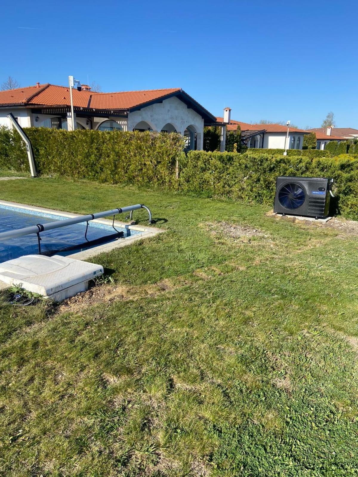 Private 102 With Heated Pool In Blacksearama Villa Balchik