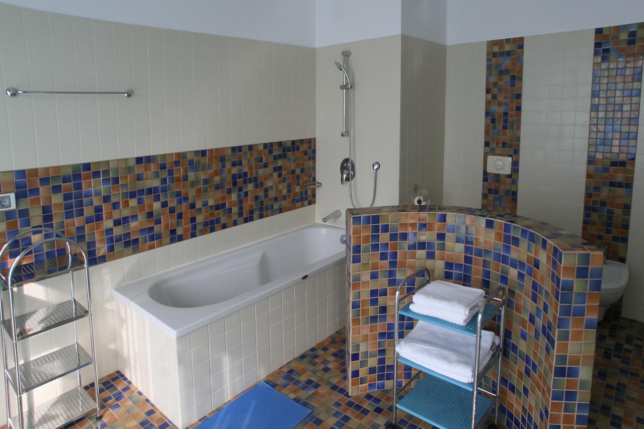 Private 102 With Heated Pool In Blacksearama *